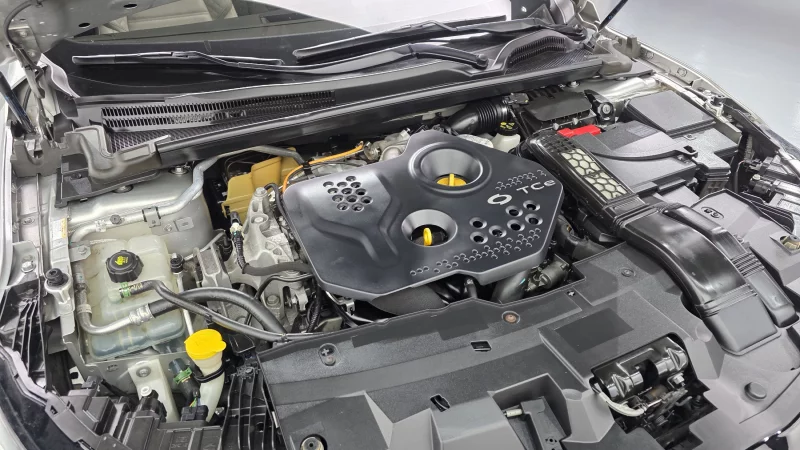 Renault SM6