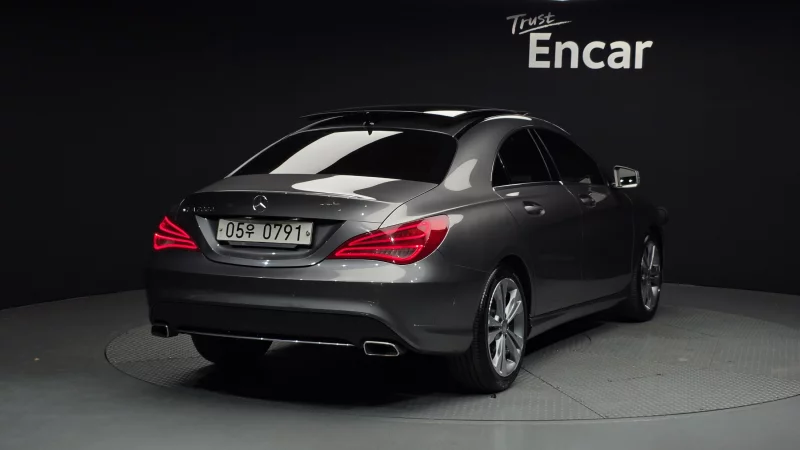 Mercedes-Benz CLA-Class