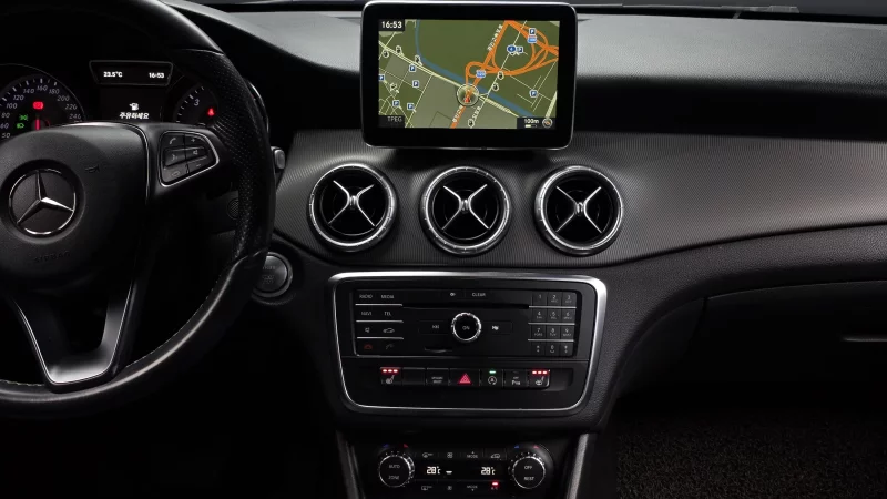 Mercedes-Benz CLA-Class