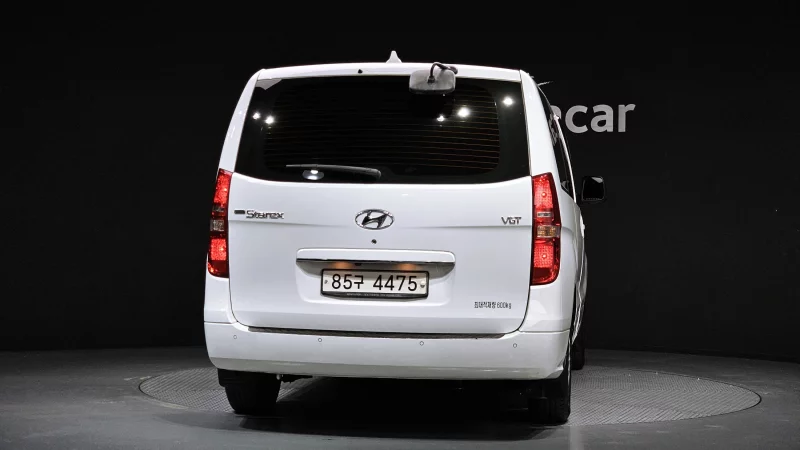 Hyundai Grand Starex