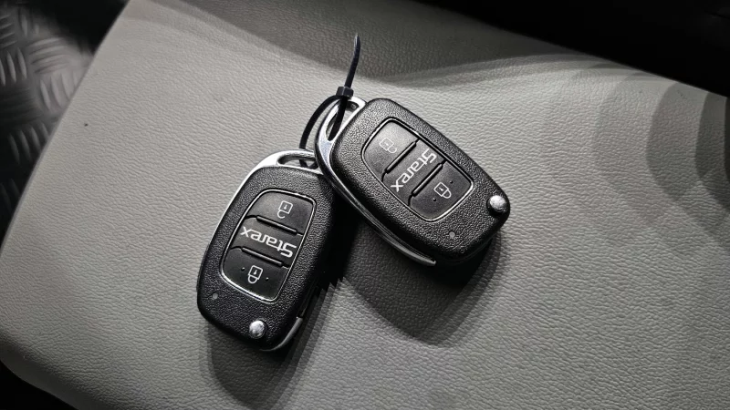 Hyundai Grand Starex