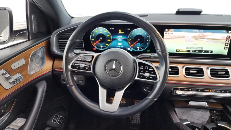 Mercedes-Benz GLE-Class