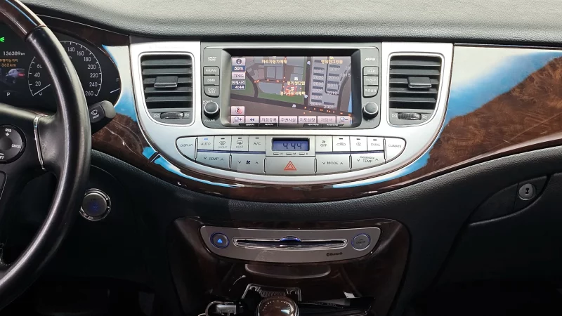 Hyundai Genesis