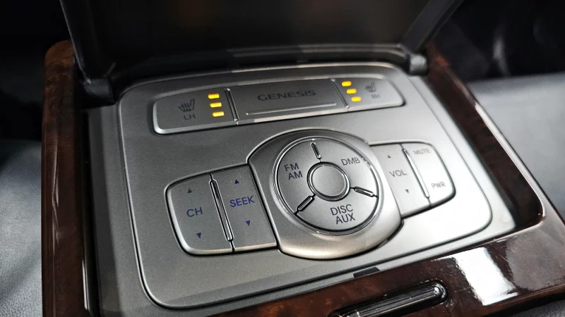 Hyundai Genesis