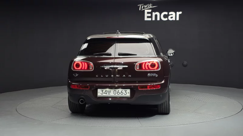 MINI Clubman