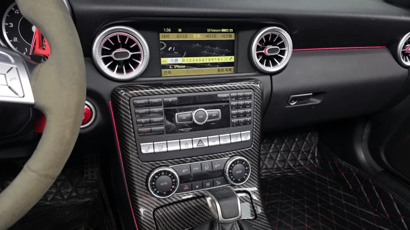 Mercedes-Benz SLK-Class