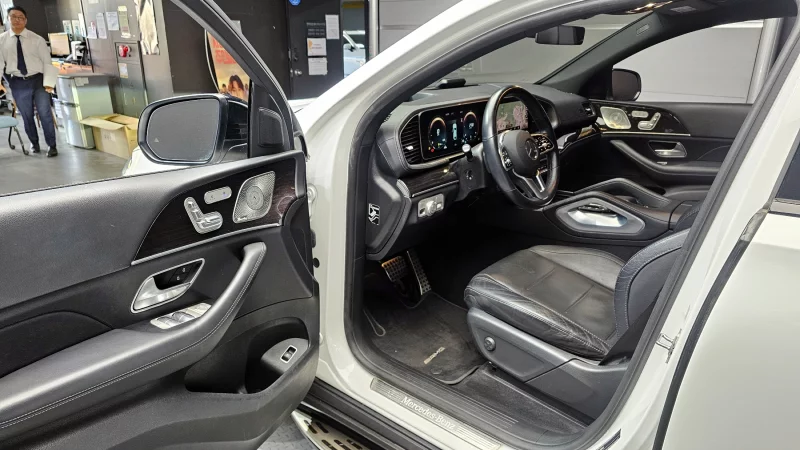 Mercedes-Benz GLE-Class