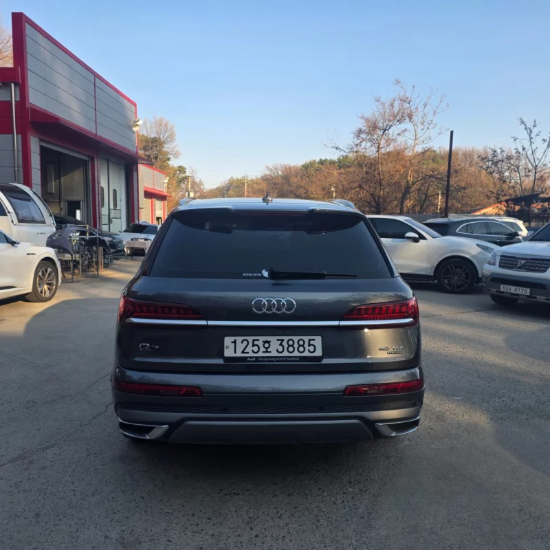 Audi Q7