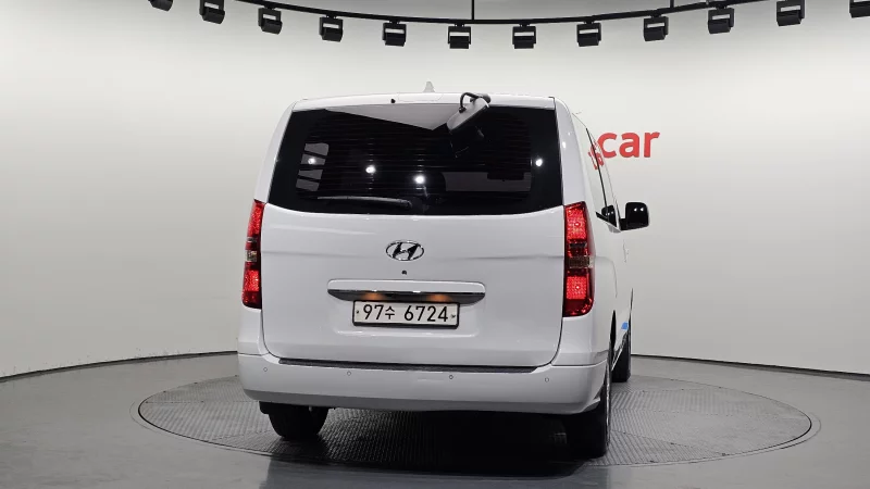 Hyundai Grand Starex