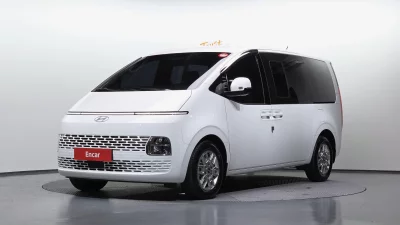 Hyundai Staria