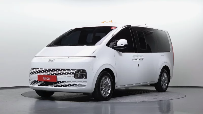 Hyundai Staria