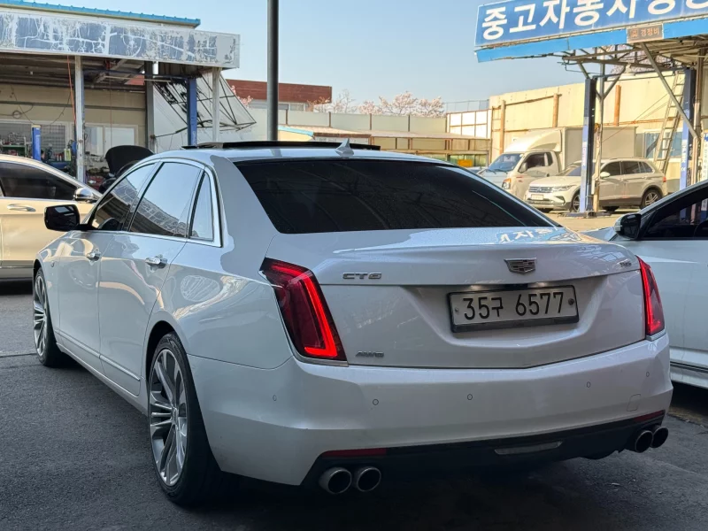 Cadillac CT6
