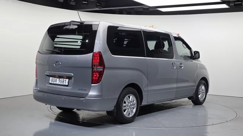 Hyundai Grand Starex