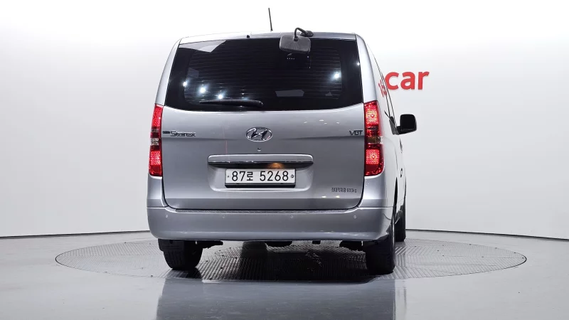 Hyundai Grand Starex