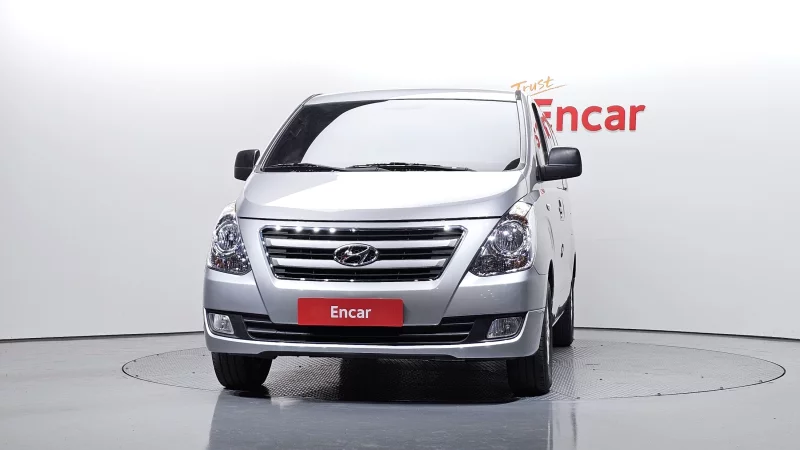 Hyundai Grand Starex