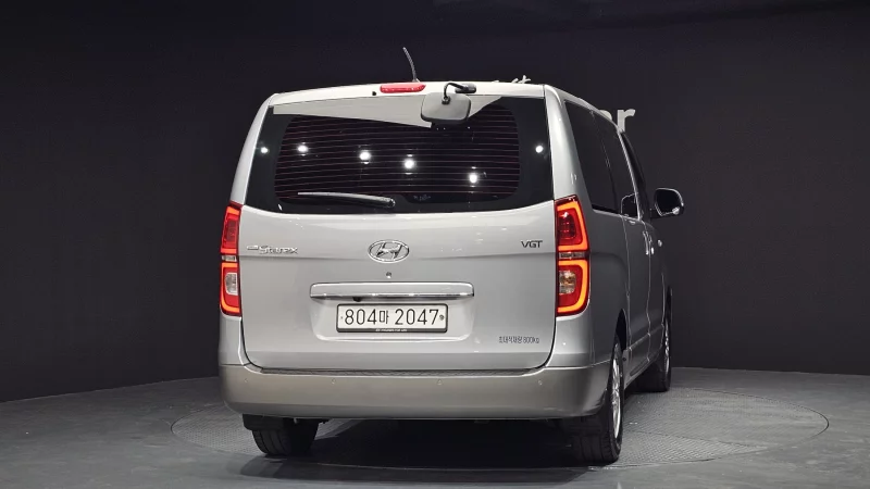 Hyundai Grand Starex