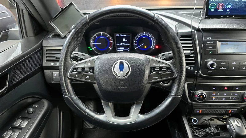 SsangYong Rexton Sports