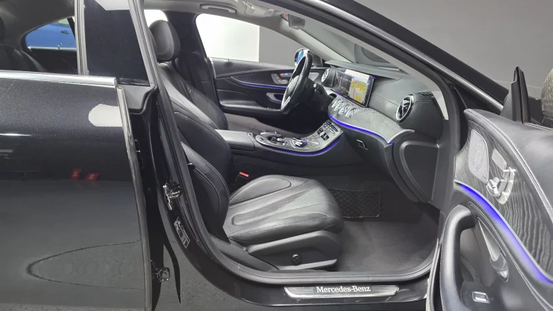 Mercedes-Benz CLS-Class