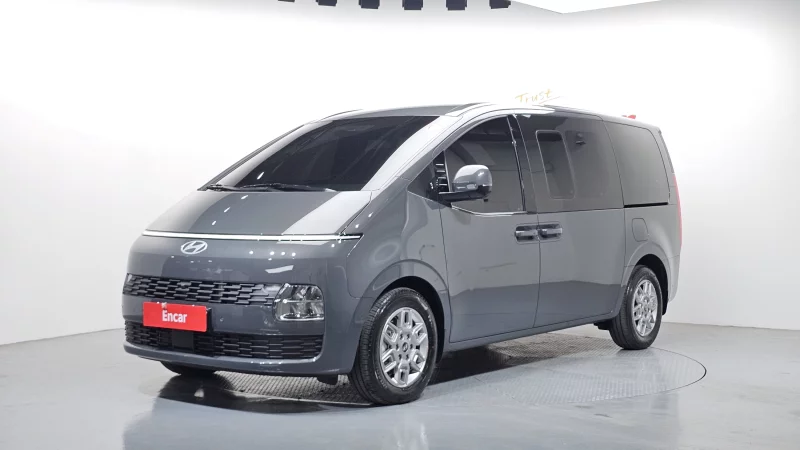 Hyundai Staria