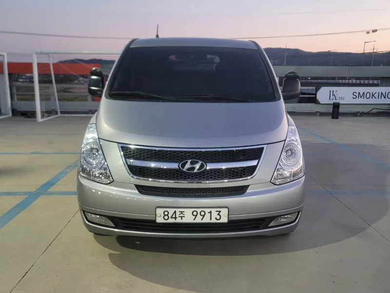 Hyundai Grand Starex