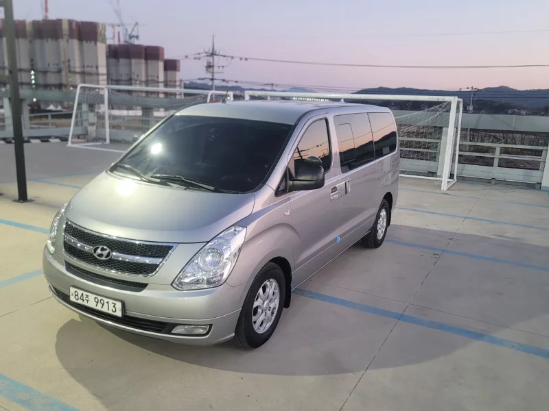 Hyundai Grand Starex