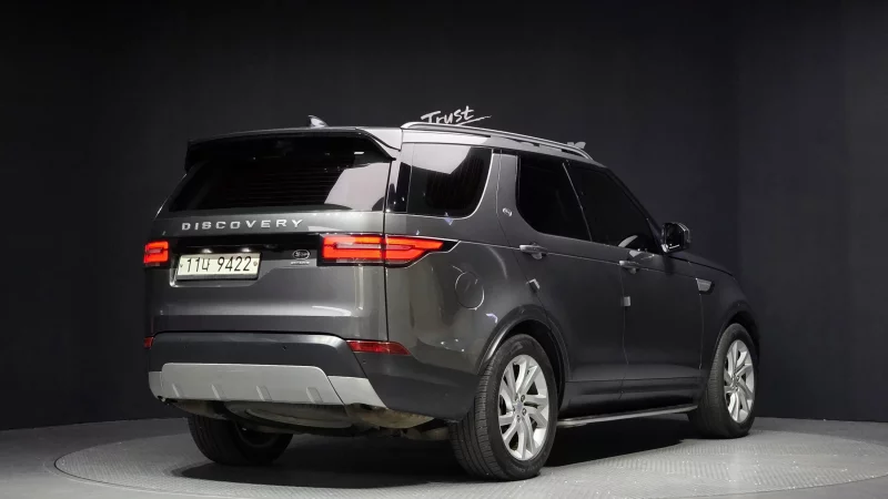 Land Rover DISCOVERY