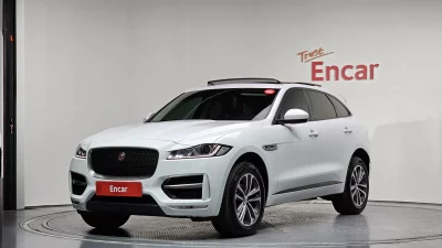 Jaguar F-PACE