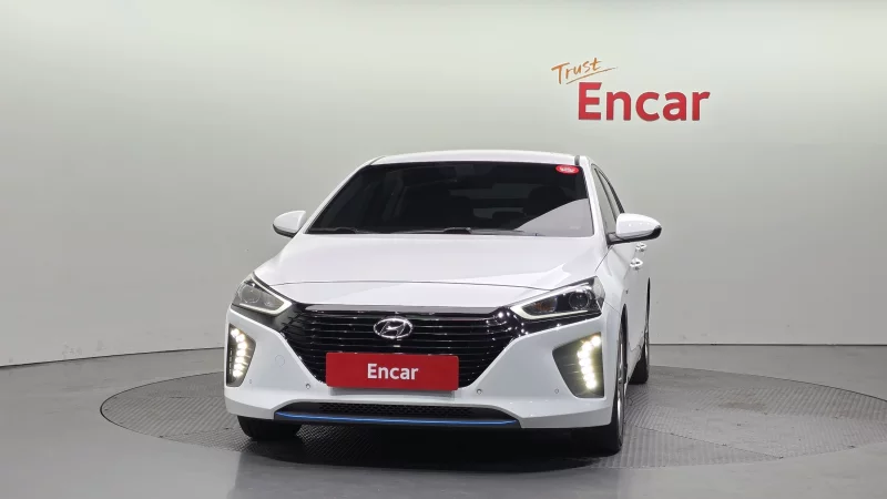 Hyundai Ioniq