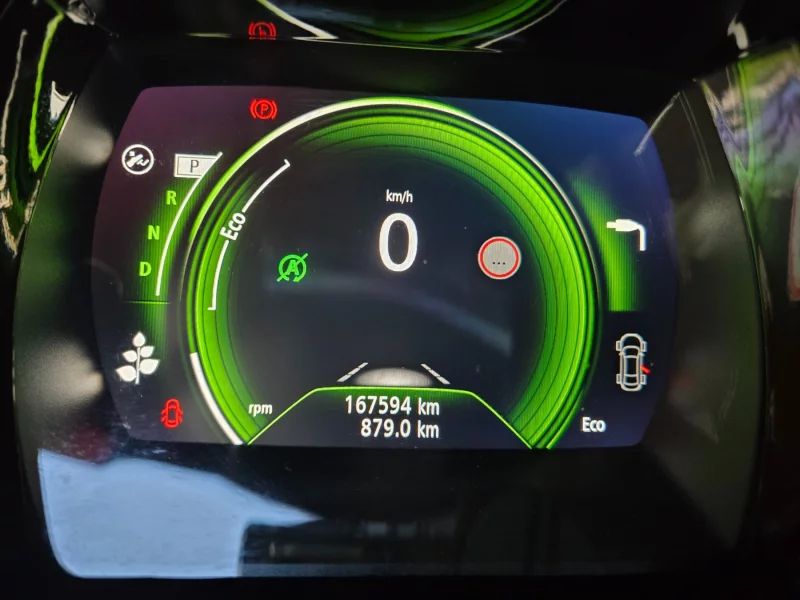 Renault SM6