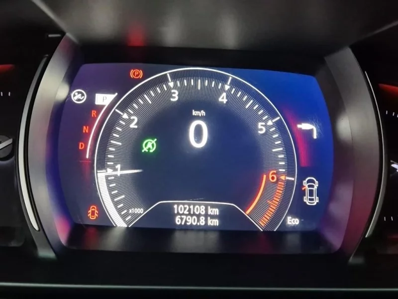 Renault SM6
