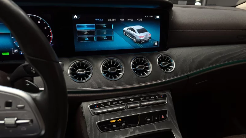 Mercedes-Benz CLS-Class