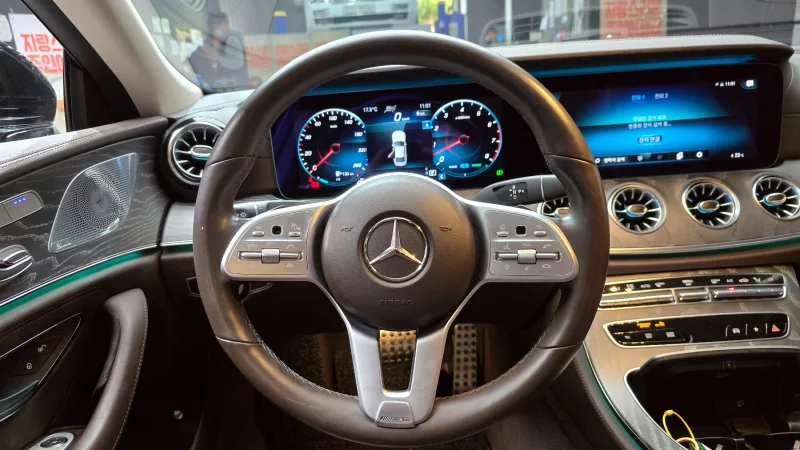 Mercedes-Benz CLS-Class