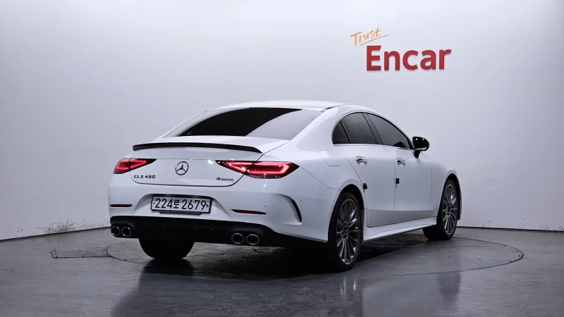 Mercedes-Benz CLS-Class