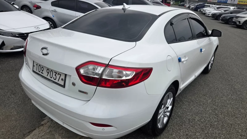 Renault SM3