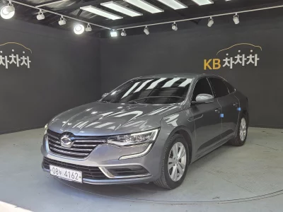 Renault SM6