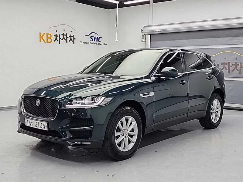 Jaguar F-PACE