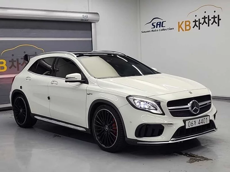 Mercedes-Benz GLA-Class