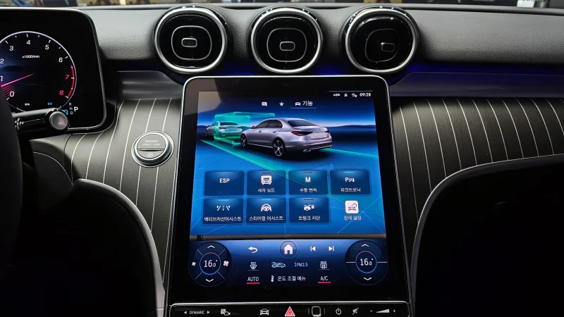 Mercedes-Benz C-Class