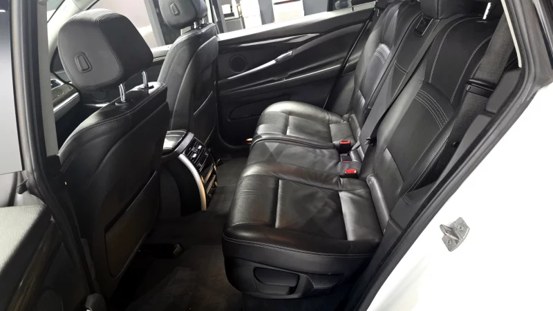 BMW 5-Series Gran Turismo