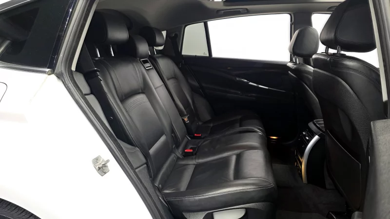 BMW 5-Series Gran Turismo