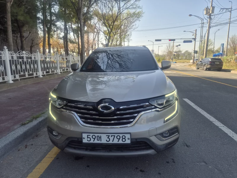 Renault QM6