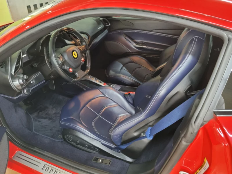 Ferrari 488