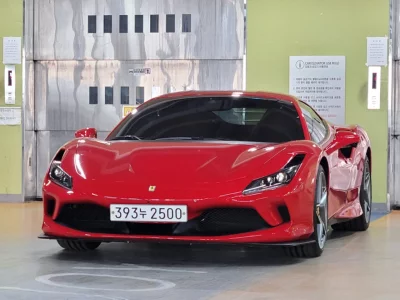Ferrari F8