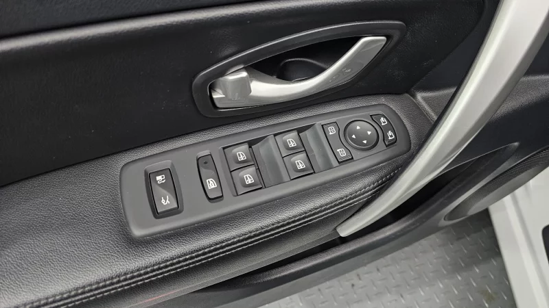 Renault SM5
