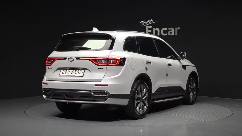 Renault QM6