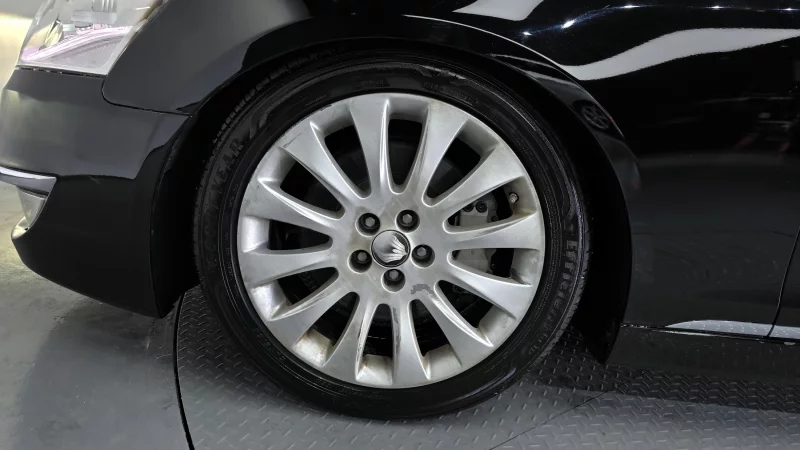 SsangYong Chairman W