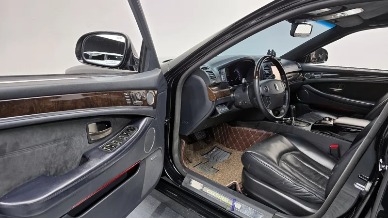 SsangYong Chairman W
