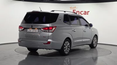 SsangYong Korando Turismo