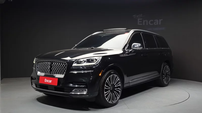Lincoln AVIATOR
