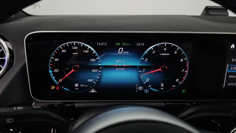 Mercedes-Benz GLA-Class